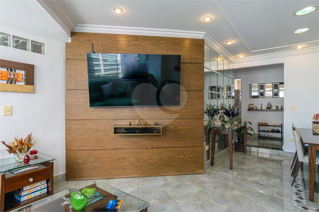 Imóvel 121m² com 4 quartos, 1 sendo suíte, lazer completo 2 vagas Vila Romana