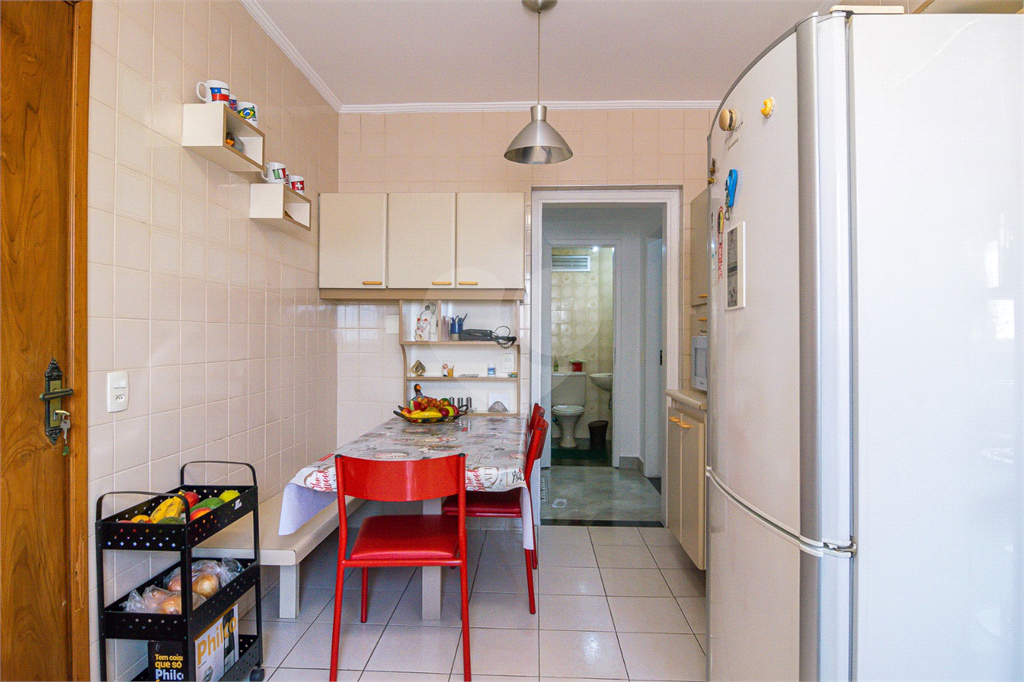 Imóvel 121m² com 4 quartos, 1 sendo suíte, lazer completo 2 vagas Vila Romana