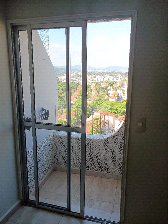 APARTAMENTO em BARRO BRANCO (ZONA NORTE)