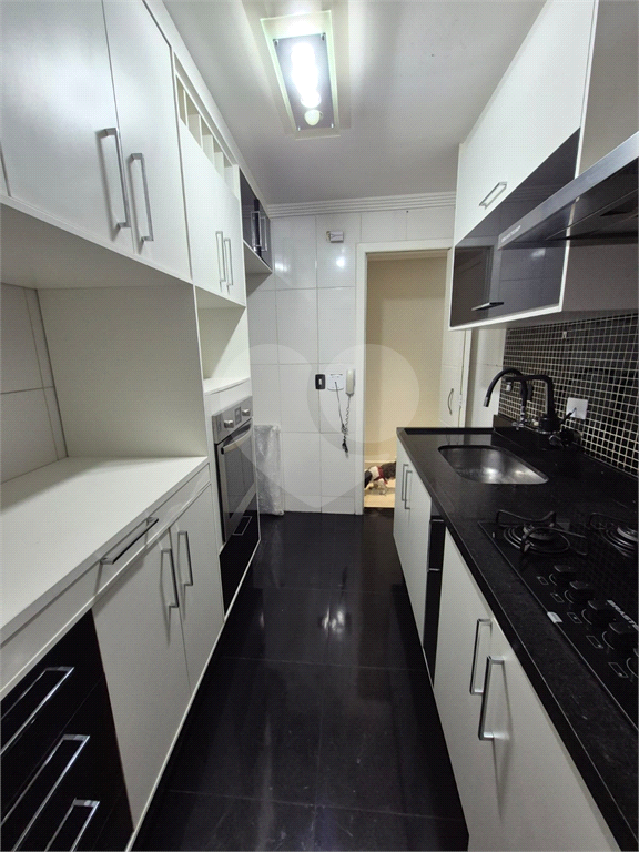 APARTAMENTO em BARRO BRANCO (ZONA NORTE)