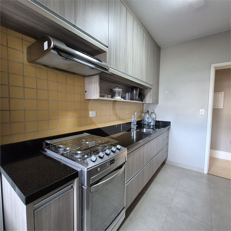 APARTAMENTO COM 3 QUARTOS SENDO 1 SUITE  LAZER  PROXIMO A ESTAÇÃO CONCEIÇÃO  ANDAR ALTO  SEMI MOBILIADO