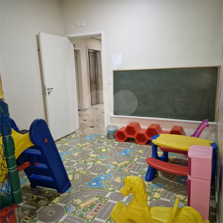 APARTAMENTO COM 3 QUARTOS SENDO 1 SUITE  LAZER  PROXIMO A ESTAÇÃO CONCEIÇÃO  ANDAR ALTO  SEMI MOBILIADO