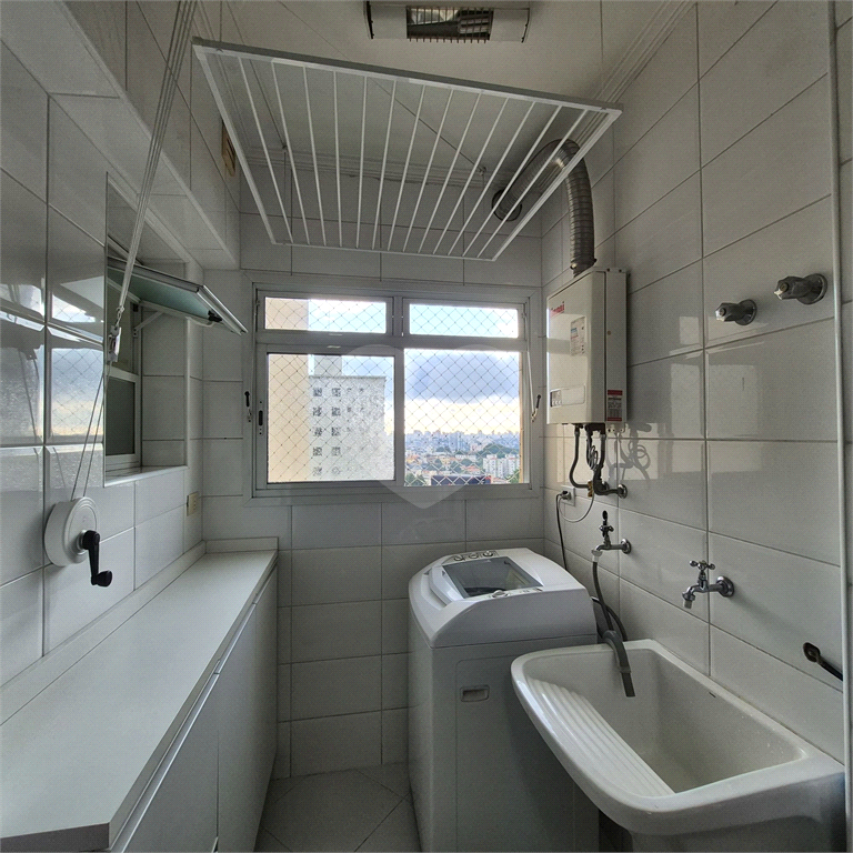 APARTAMENTO COM 3 QUARTOS SENDO 1 SUITE  LAZER  PROXIMO A ESTAÇÃO CONCEIÇÃO  ANDAR ALTO  SEMI MOBILIADO