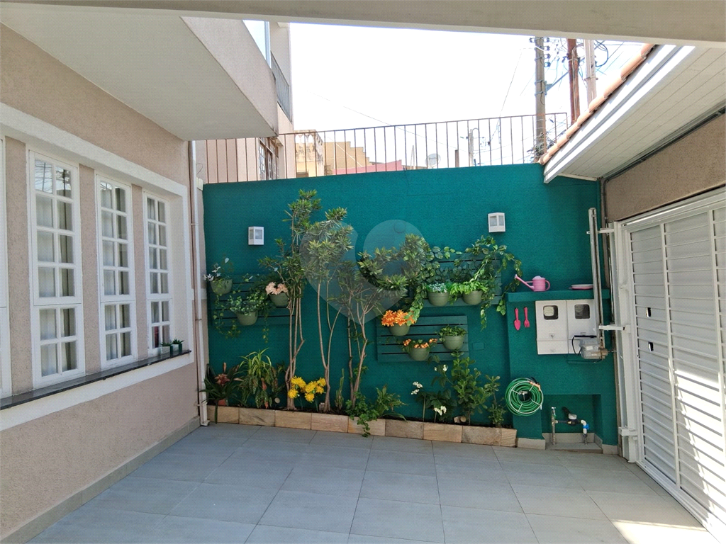 Casa à Venda na Vila Rosália | 4 Dorms, Área Gourmet e Rua Sem Saída