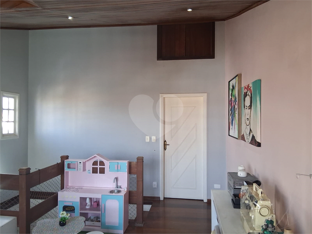 Casa à Venda na Vila Rosália | 4 Dorms, Área Gourmet e Rua Sem Saída