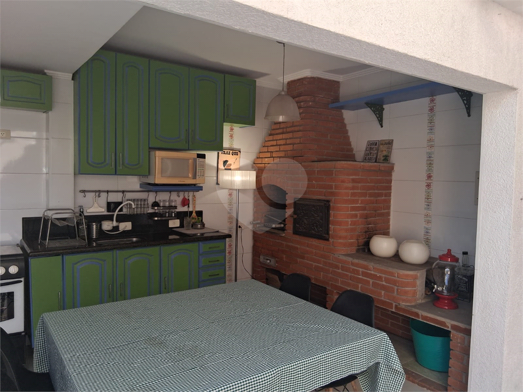 Casa à Venda na Vila Rosália | 4 Dorms, Área Gourmet e Rua Sem Saída