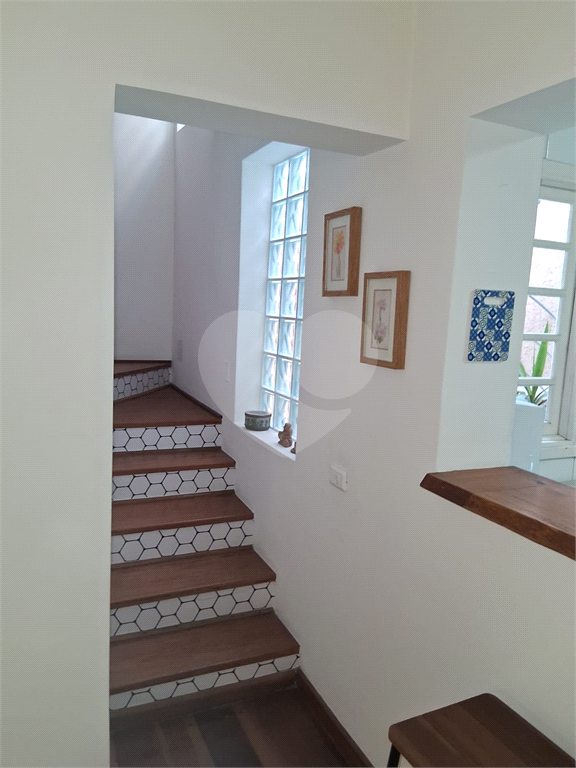 Casa à Venda na Vila Rosália | 4 Dorms, Área Gourmet e Rua Sem Saída