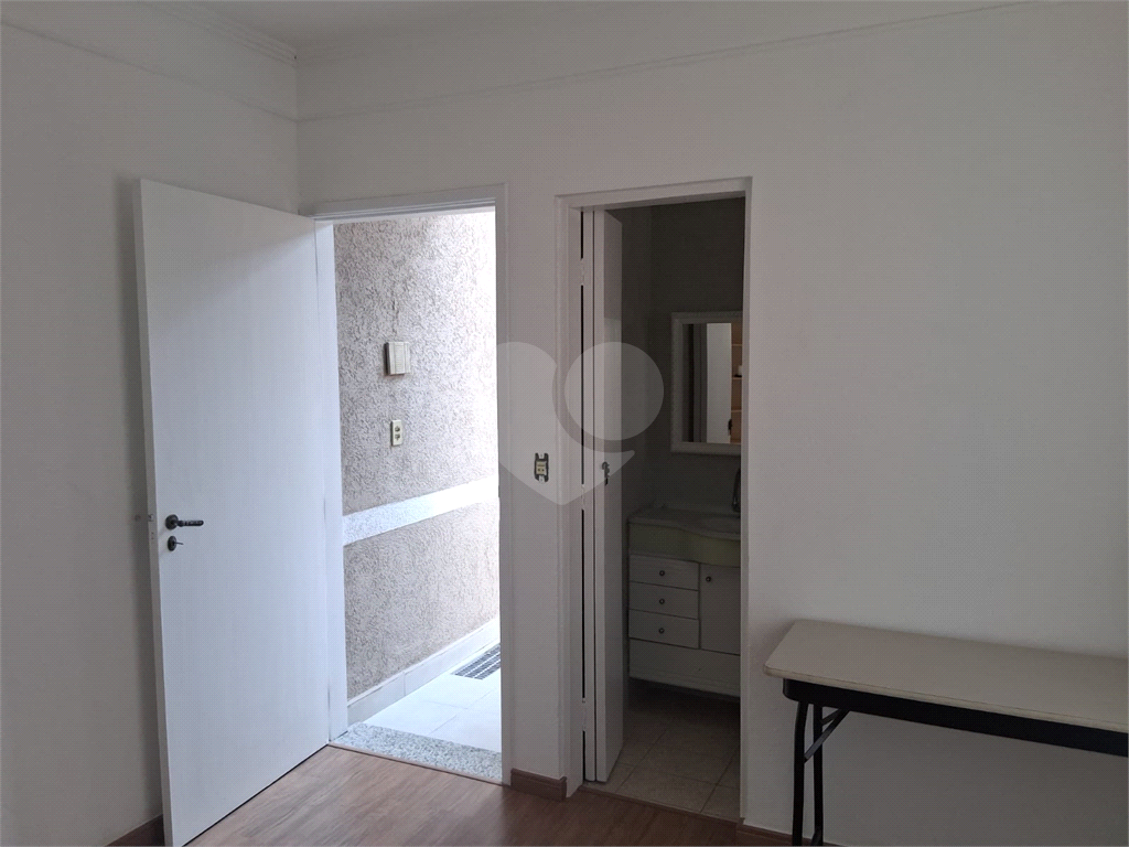 Casa à Venda na Vila Rosália | 4 Dorms, Área Gourmet e Rua Sem Saída