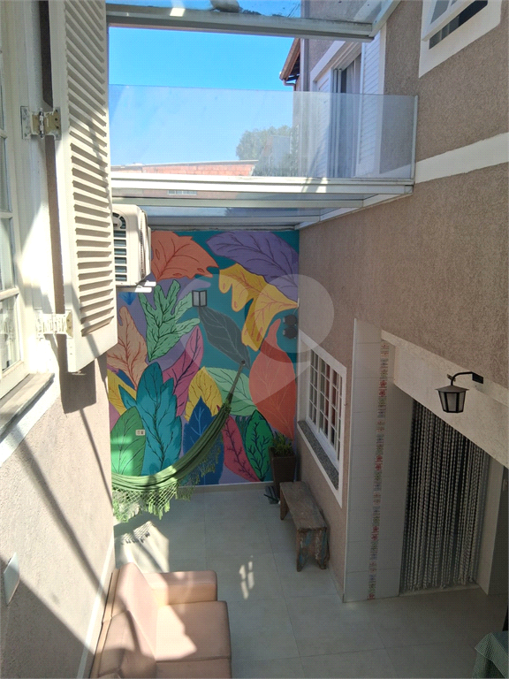 Casa à Venda na Vila Rosália | 4 Dorms, Área Gourmet e Rua Sem Saída