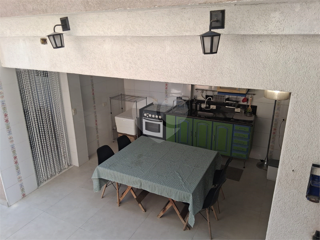 Casa à Venda na Vila Rosália | 4 Dorms, Área Gourmet e Rua Sem Saída