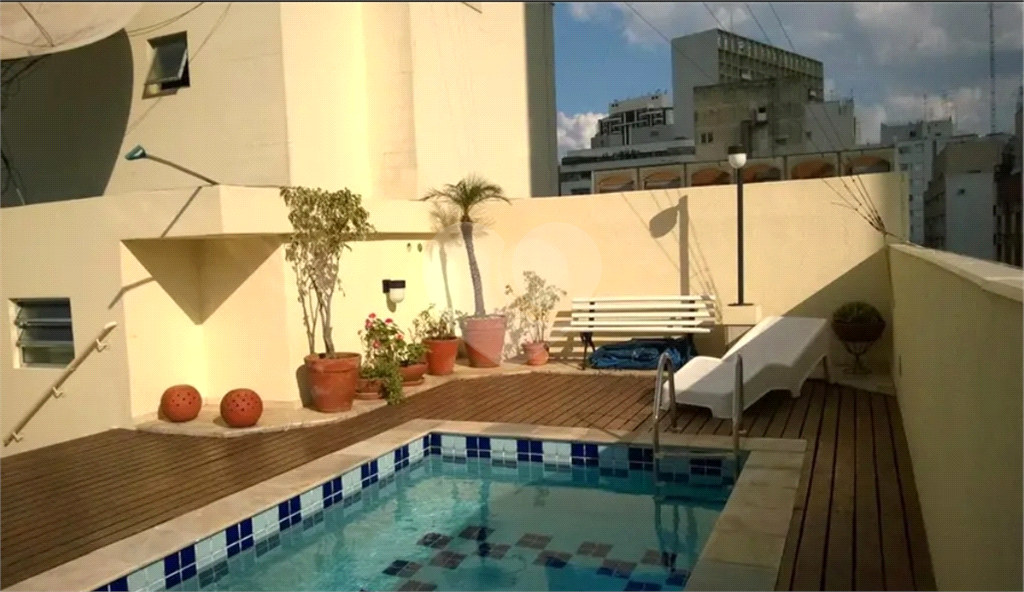 APARTAMENTO em SANTA CECÍLIA