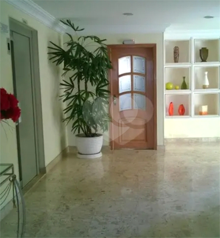 APARTAMENTO em SANTA CECÍLIA