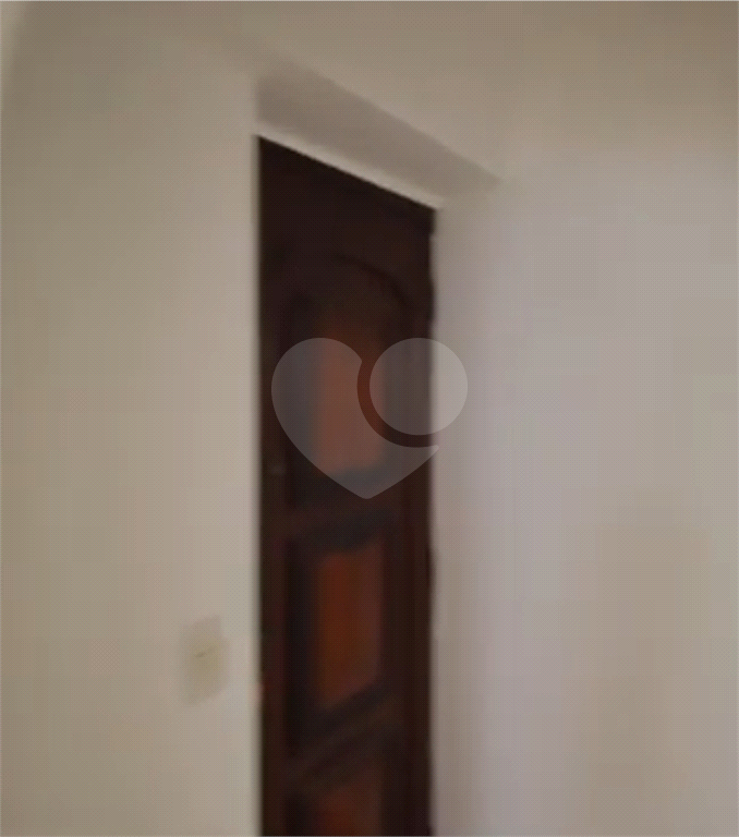 APARTAMENTO em SANTA CECÍLIA