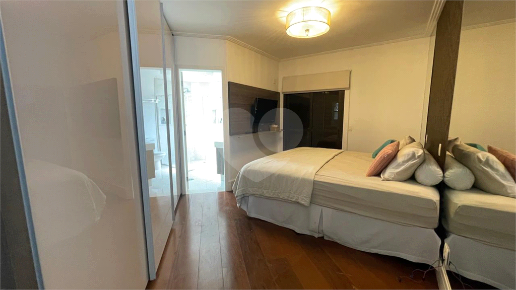 Apartamento 126m²  mobiliado e decorado