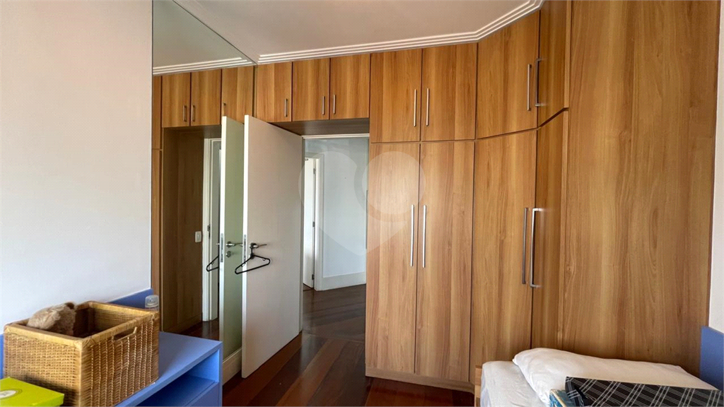 Apartamento 126m²  mobiliado e decorado