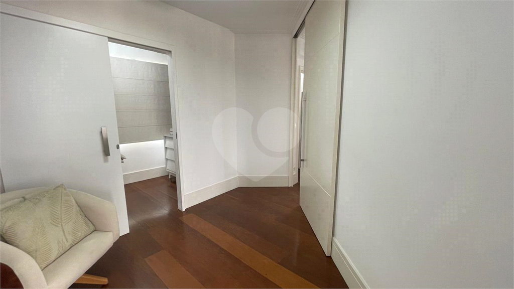 Apartamento 126m²  mobiliado e decorado