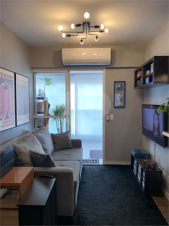 APARTAMENTO À VENDA 64 m² COM 2 QUARTOS 1 SUÍTE E 1 VAGA NA VILA MARIANA