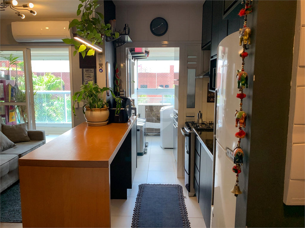 APARTAMENTO À VENDA 64 m² COM 2 QUARTOS 1 SUÍTE E 1 VAGA NA VILA MARIANA