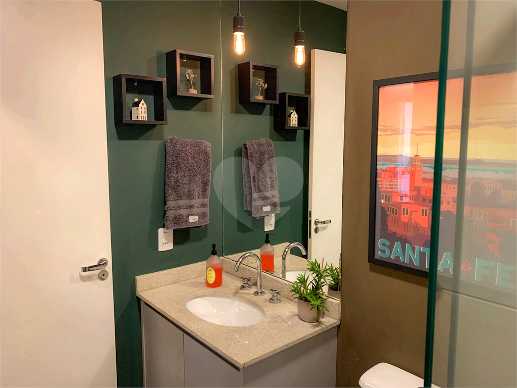 APARTAMENTO À VENDA 64 m² COM 2 QUARTOS 1 SUÍTE E 1 VAGA NA VILA MARIANA