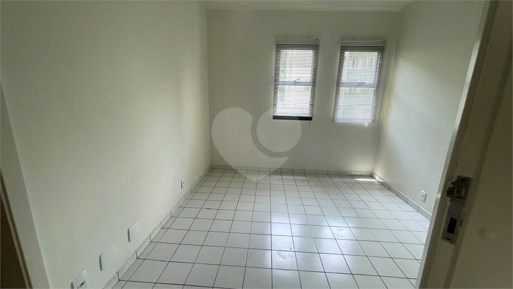 APARTAMENTO em SANTANA