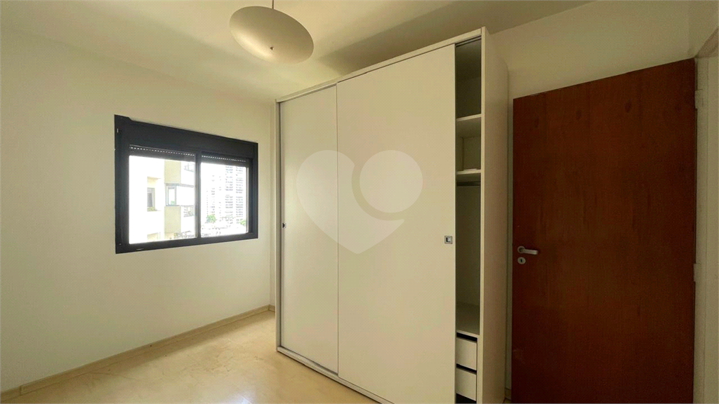 APARTAMENTO em SANTANA
