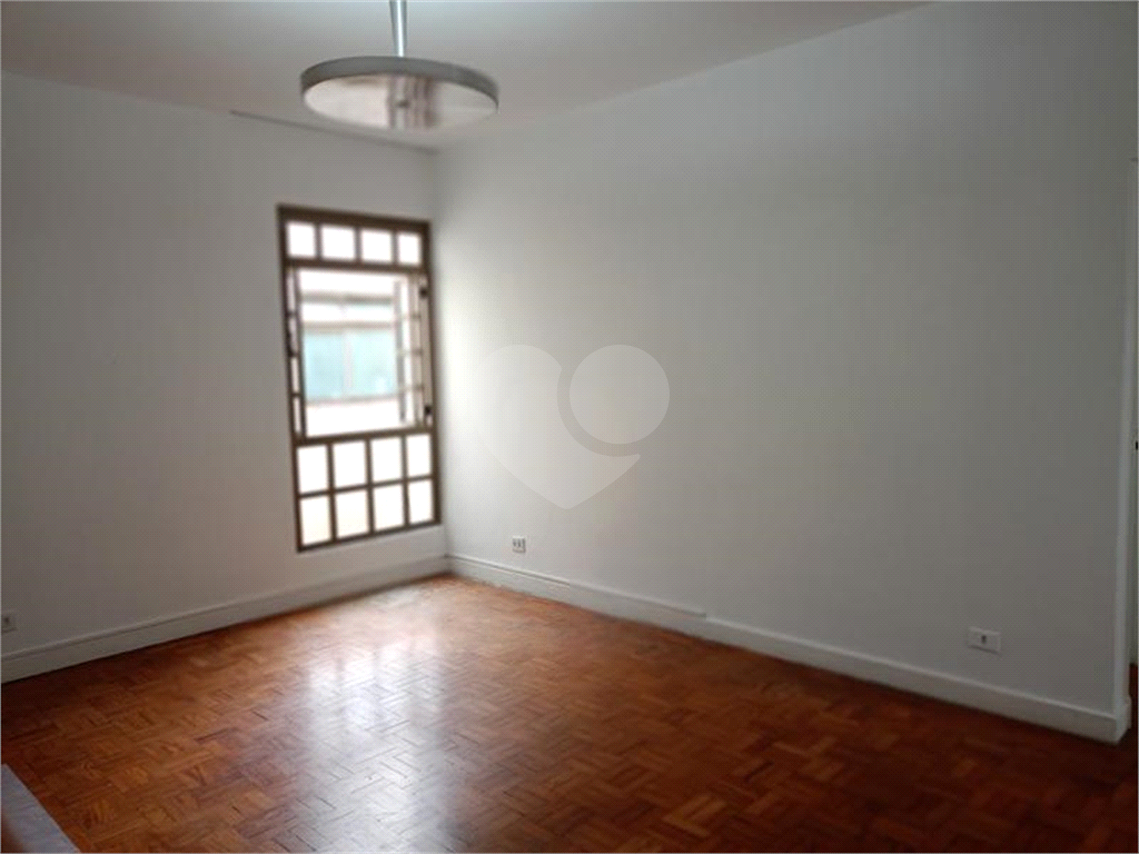 APTO 2 QUARTOS - SEM VAGA - JARDIM AMERICA