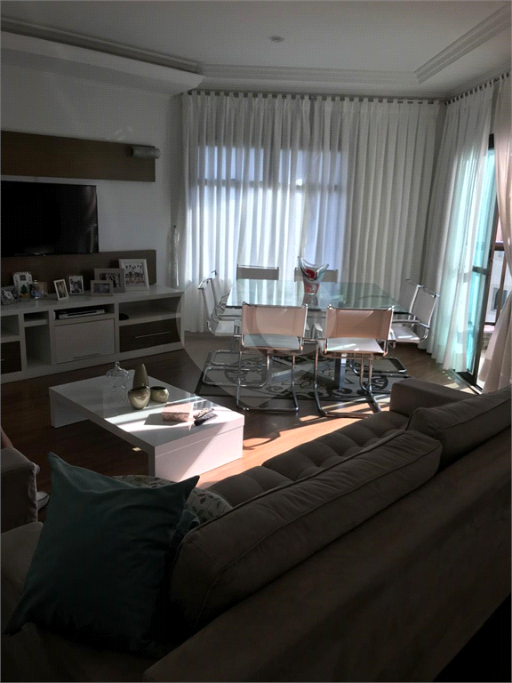 Apartamento 115 m², 3 dormitórios, 1 suíte, 2 vagas bairro Jardim São Paulo