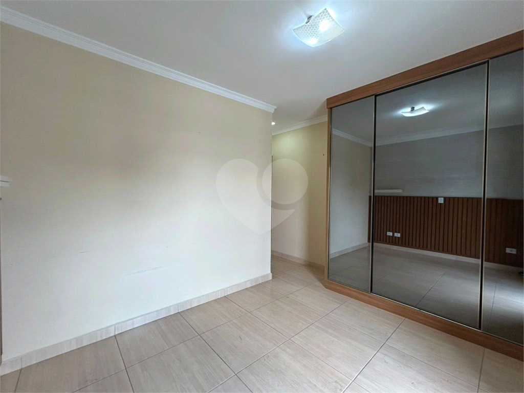 SOBRADO MODERNO À VENDA - 3 Dromitórios - 1 Suíte - 2 Vagas – PARQUE SÃO DOMINGOS | EXCELENTE PADRÃO | 147m²