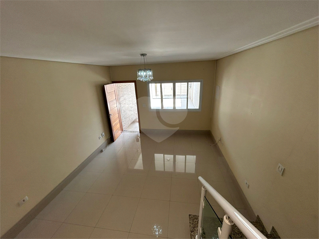 SOBRADO MODERNO À VENDA - 3 Dromitórios - 1 Suíte - 2 Vagas – PARQUE SÃO DOMINGOS | EXCELENTE PADRÃO | 147m²