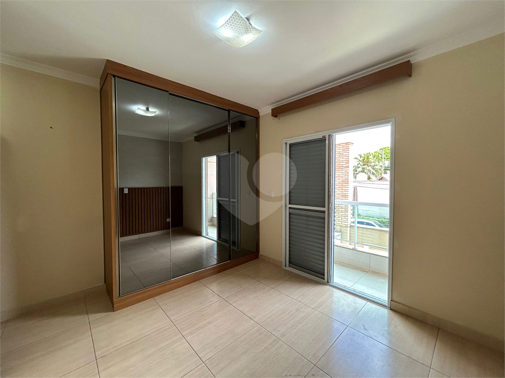 SOBRADO MODERNO À VENDA - 3 Dromitórios - 1 Suíte - 2 Vagas – PARQUE SÃO DOMINGOS | EXCELENTE PADRÃO | 147m²