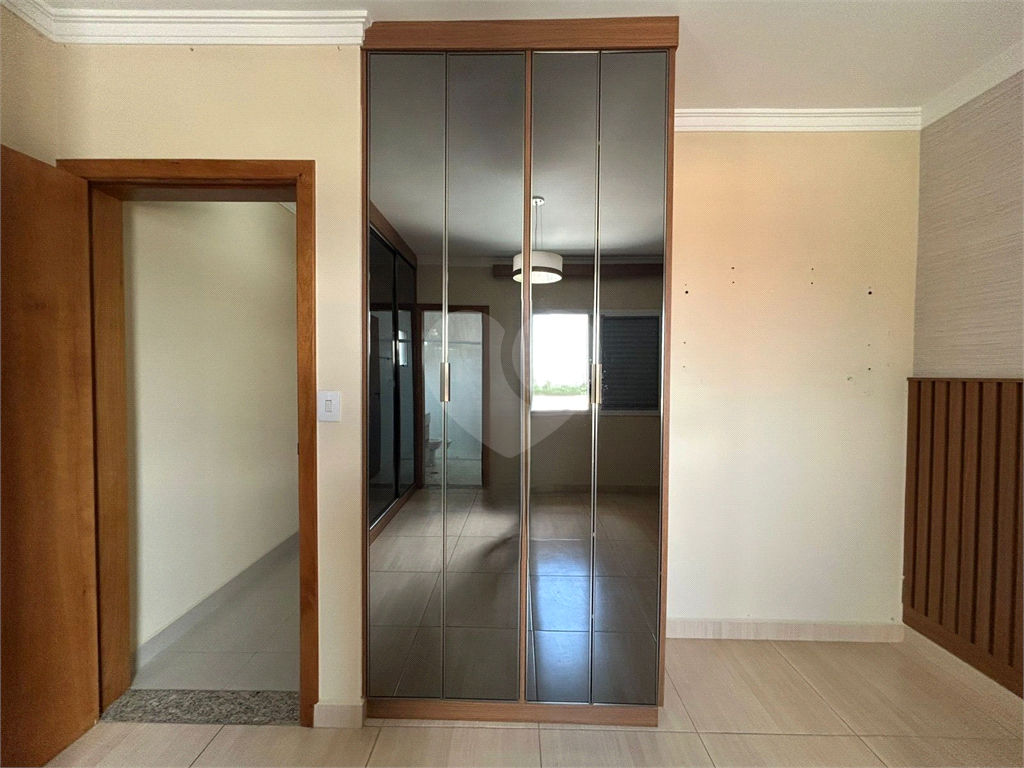 SOBRADO MODERNO À VENDA - 3 Dromitórios - 1 Suíte - 2 Vagas – PARQUE SÃO DOMINGOS | EXCELENTE PADRÃO | 147m²