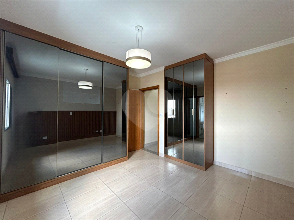 SOBRADO MODERNO À VENDA - 3 Dromitórios - 1 Suíte - 2 Vagas – PARQUE SÃO DOMINGOS | EXCELENTE PADRÃO | 147m²