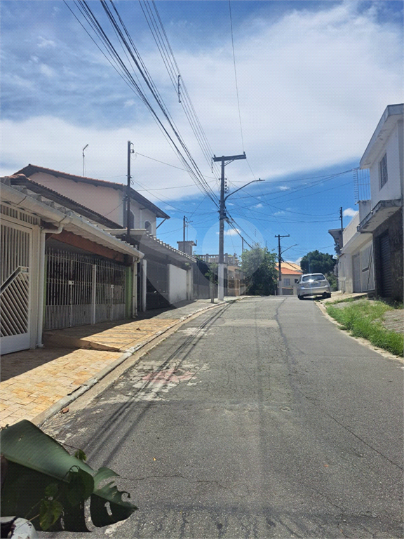 Sobrado para Locação com Varanda Panorâmica, 3 dormitórios, suíte, garagem e lazer.