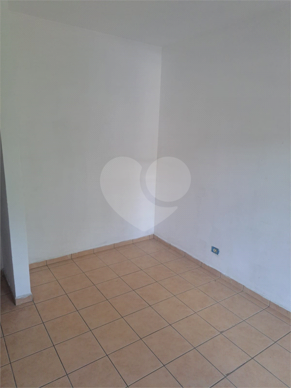 Sobrado para Locação com Varanda Panorâmica, 3 dormitórios, suíte, garagem e lazer.