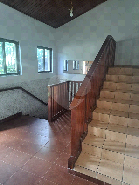 Sobrado para Locação com Varanda Panorâmica, 3 dormitórios, suíte, garagem e lazer.