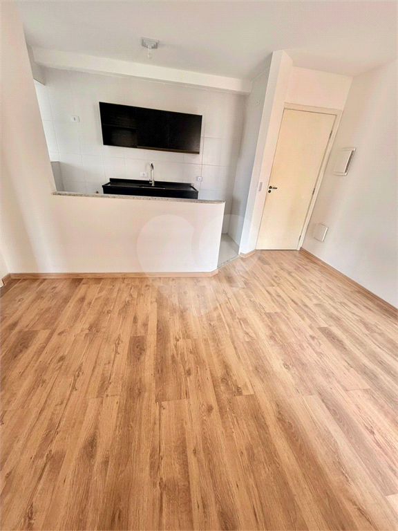 Apartamento próximo ao metrô Parada Inglesa - 2 dormitórios 1 banheiro e 1 vaga 