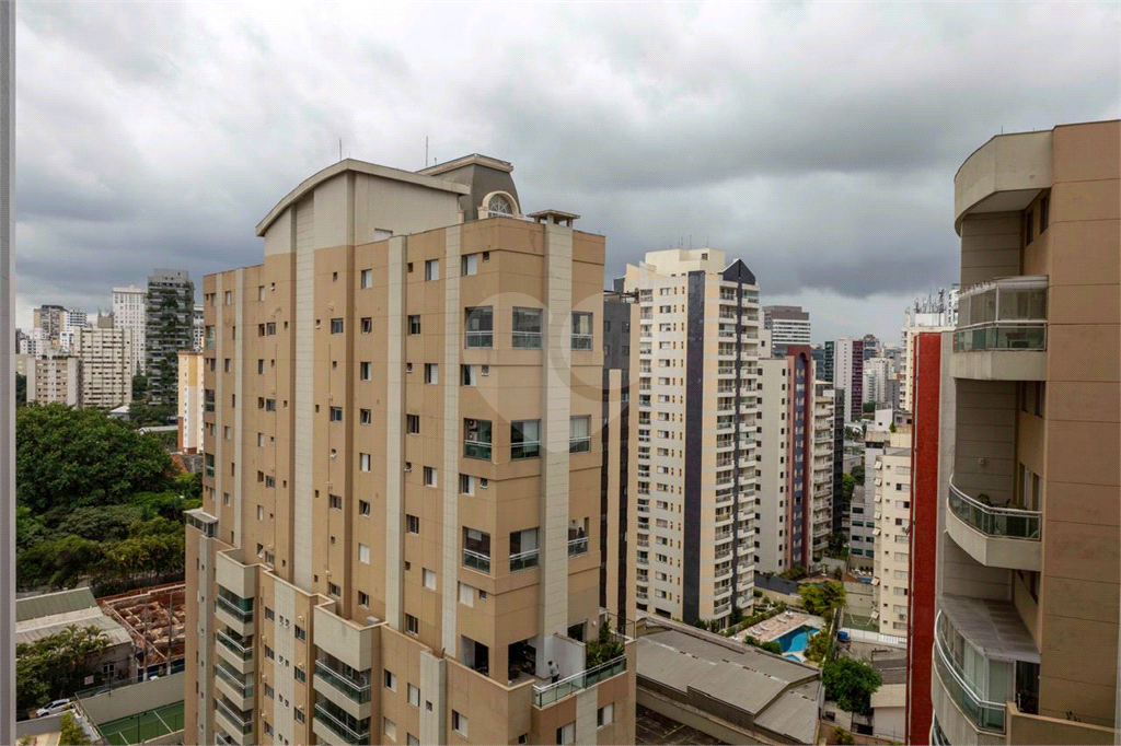 Apartamento de 37m² com 2 dormitórios.