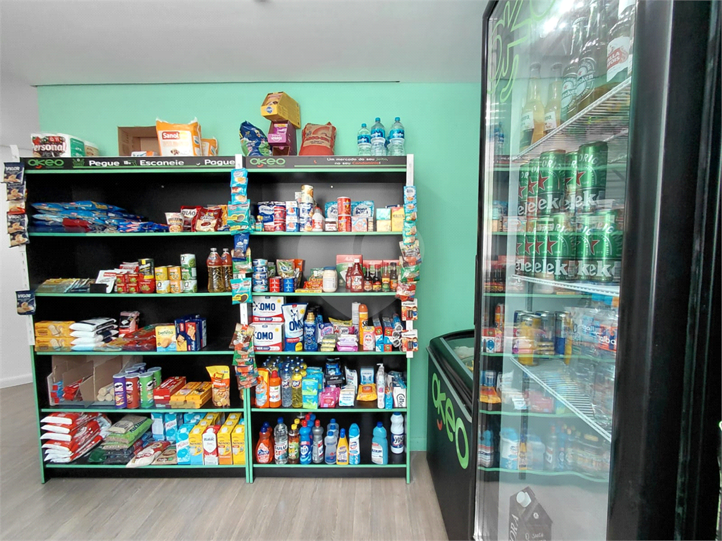 Imóvel 98m² reformado 3 quartos, sendo 1 suíte, varanda piscina e 2 vagas Pompéia