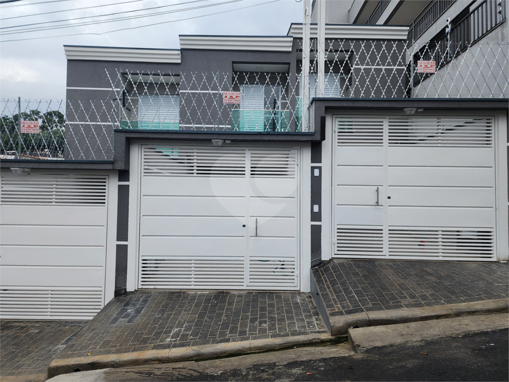 SOBRADO NOVO COM TRES SUÍTES/COM BELO ESPAÇO C/CHURRASQUEIRA/PROXIMO AO SHOPPING E METRO TUCURUVI