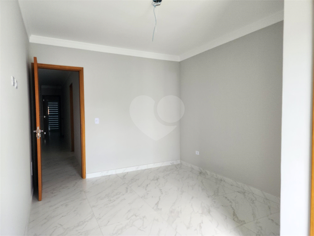 SOBRADO NOVO COM TRES SUÍTES/COM BELO ESPAÇO C/CHURRASQUEIRA/PROXIMO AO SHOPPING E METRO TUCURUVI