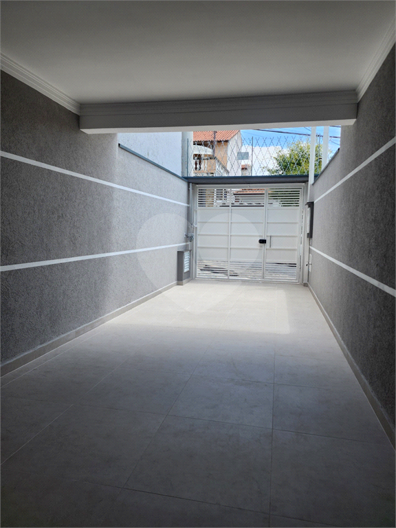 SOBRADO NOVO COM TRES SUÍTES/COM BELO ESPAÇO C/CHURRASQUEIRA/PROXIMO AO SHOPPING E METRO TUCURUVI