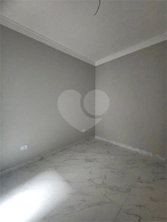 SOBRADO NOVO COM TRES SUÍTES/COM BELO ESPAÇO C/CHURRASQUEIRA/PROXIMO AO SHOPPING E METRO TUCURUVI