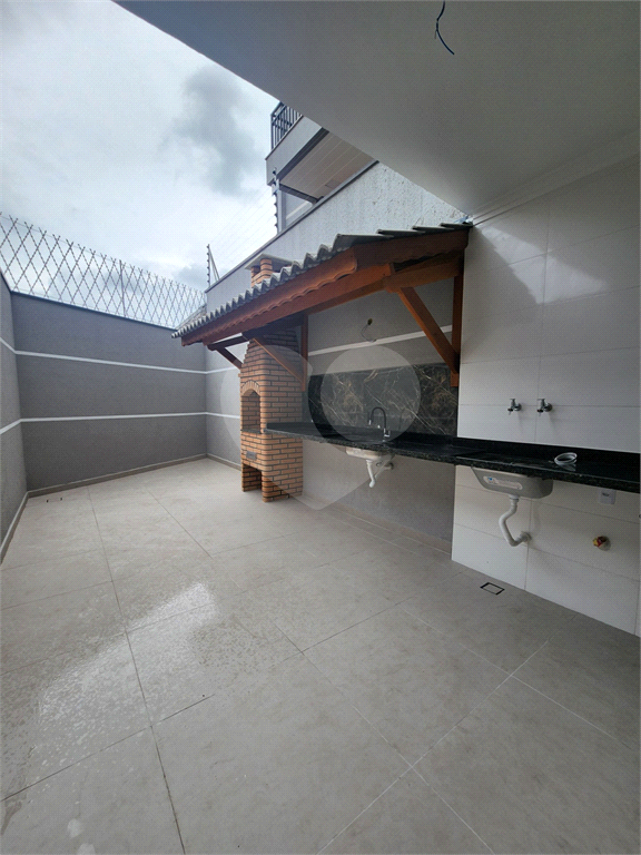 SOBRADO NOVO COM TRES SUÍTES/COM BELO ESPAÇO C/CHURRASQUEIRA/PROXIMO AO SHOPPING E METRO TUCURUVI