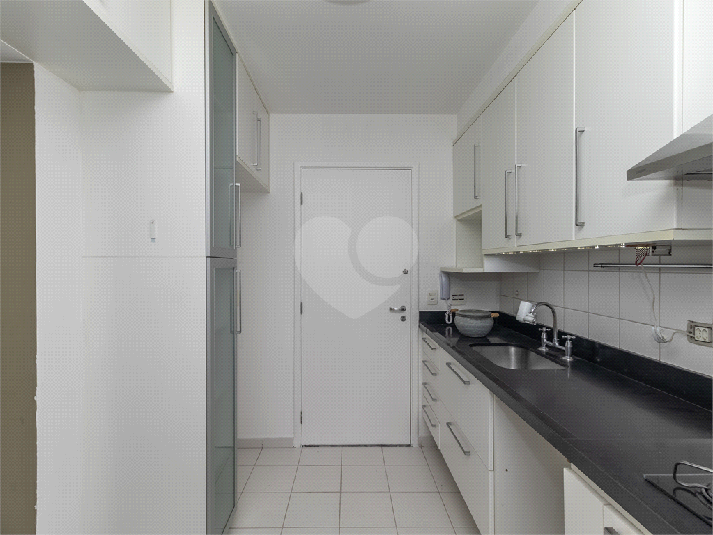 APARTAMENTO 3 QUARTOS 2 VAGAS À VENDA NA SAÚDE VENDER