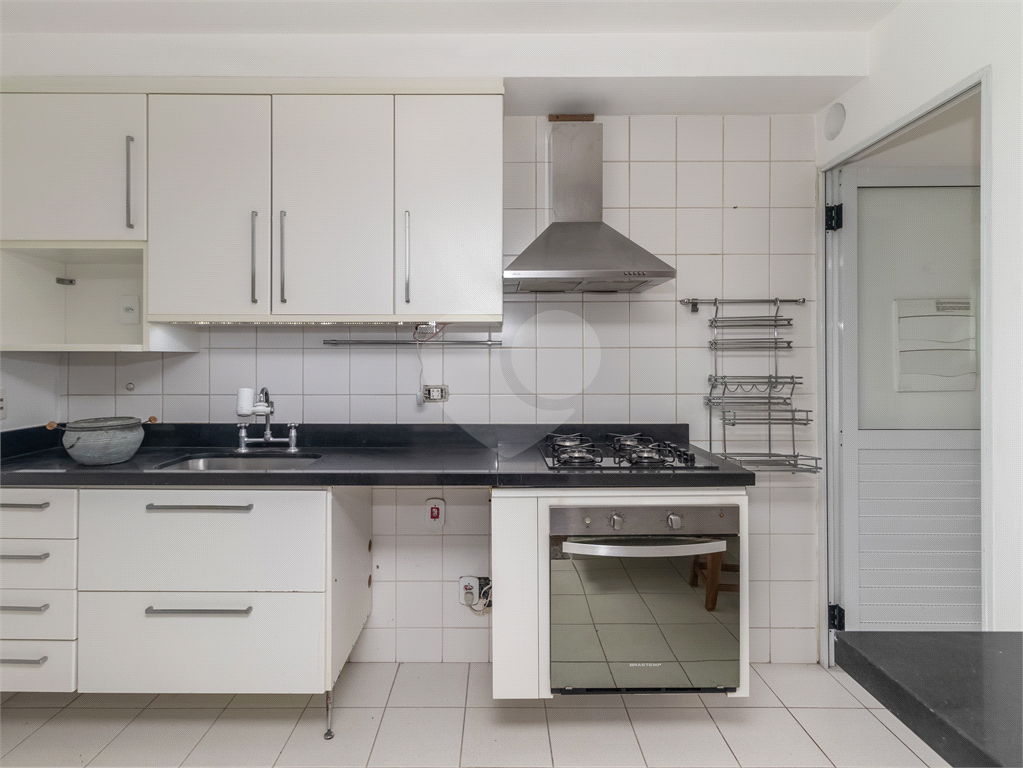 APARTAMENTO 3 QUARTOS 2 VAGAS À VENDA NA SAÚDE VENDER
