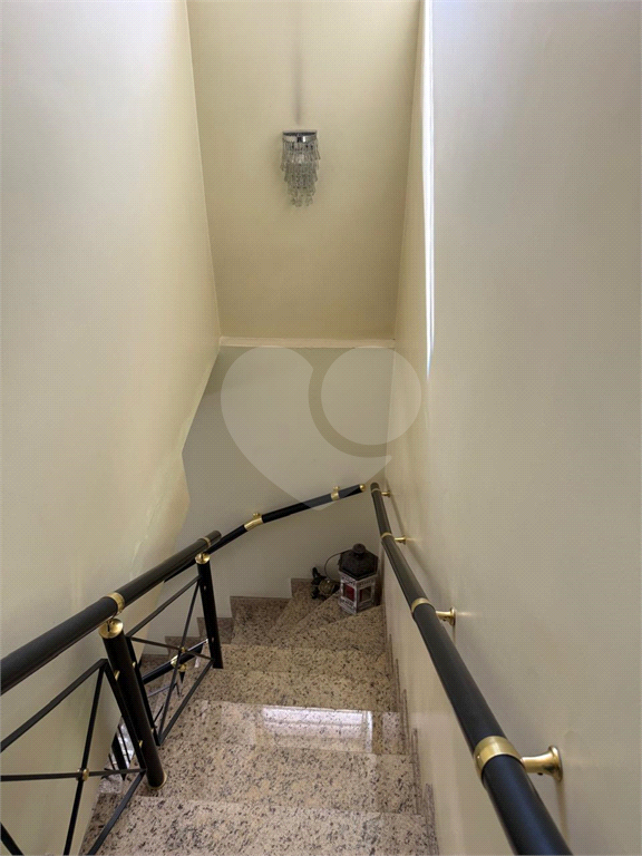 Sobrado parte alta Vila Gustavo 4 quartos sendo 1 suíte 2 vagas. Entrada Lateral e em Perfeita condições