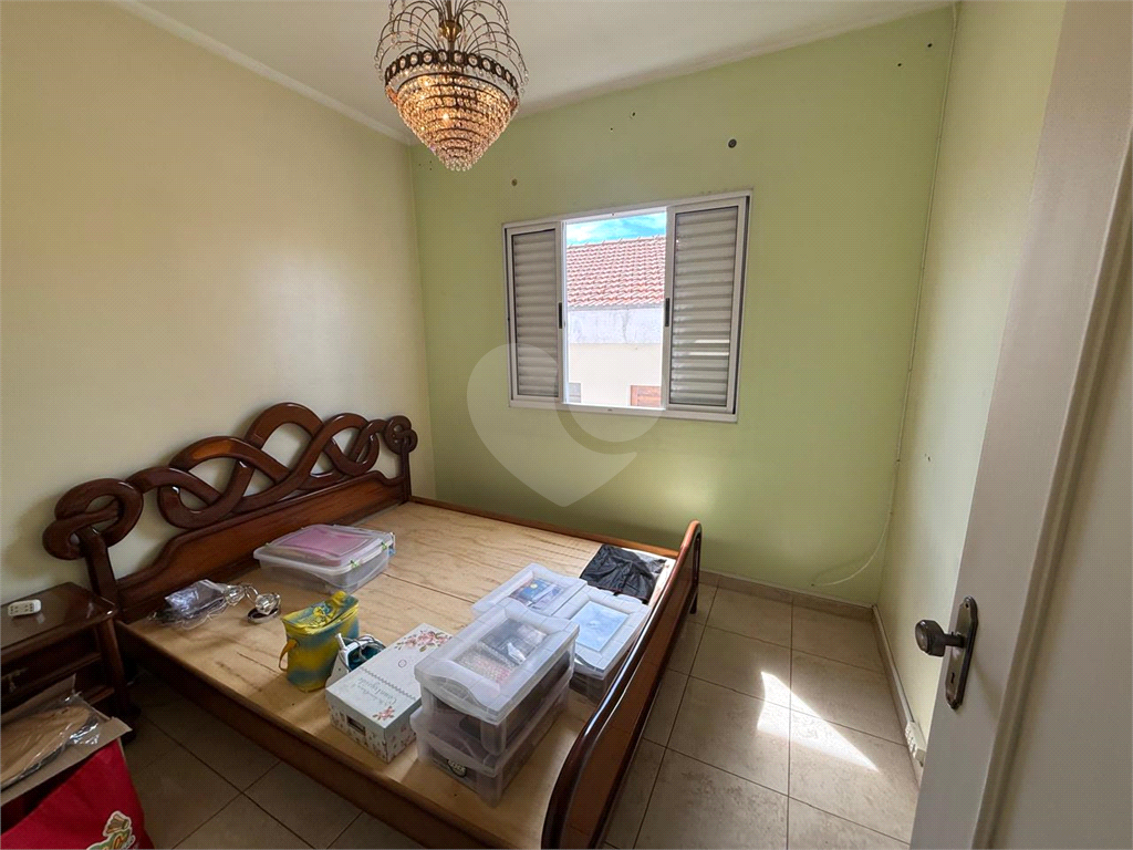 Sobrado parte alta Vila Gustavo 4 quartos sendo 1 suíte 2 vagas. Entrada Lateral e em Perfeita condições