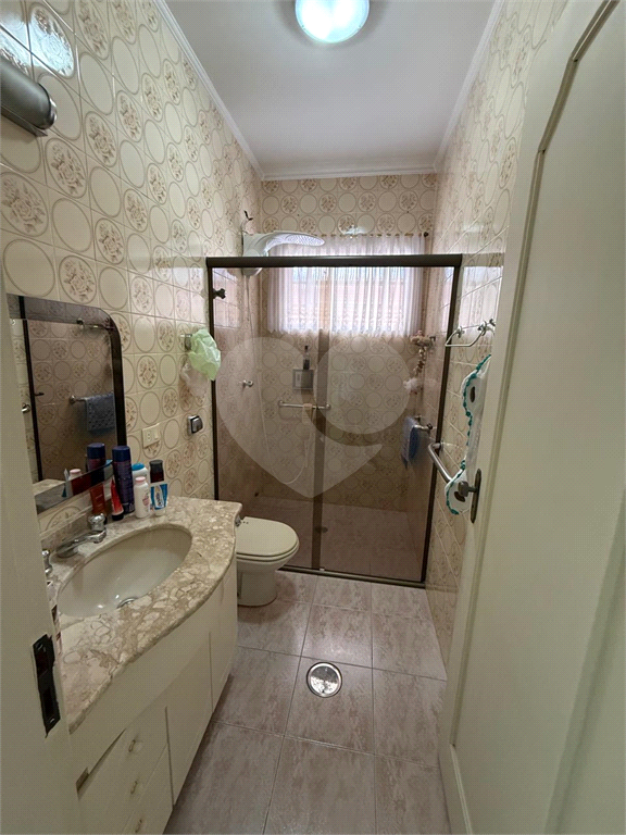 Sobrado parte alta Vila Gustavo 4 quartos sendo 1 suíte 2 vagas. Entrada Lateral e em Perfeita condições