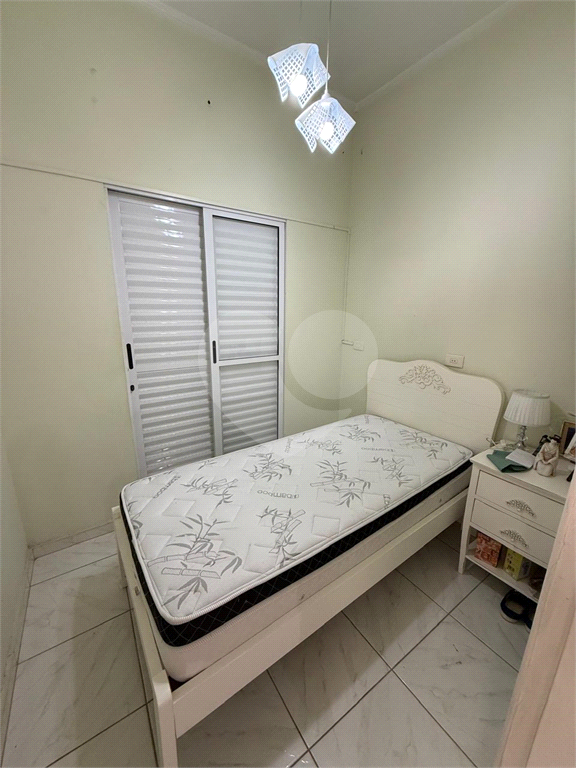 Sobrado parte alta Vila Gustavo 4 quartos sendo 1 suíte 2 vagas. Entrada Lateral e em Perfeita condições