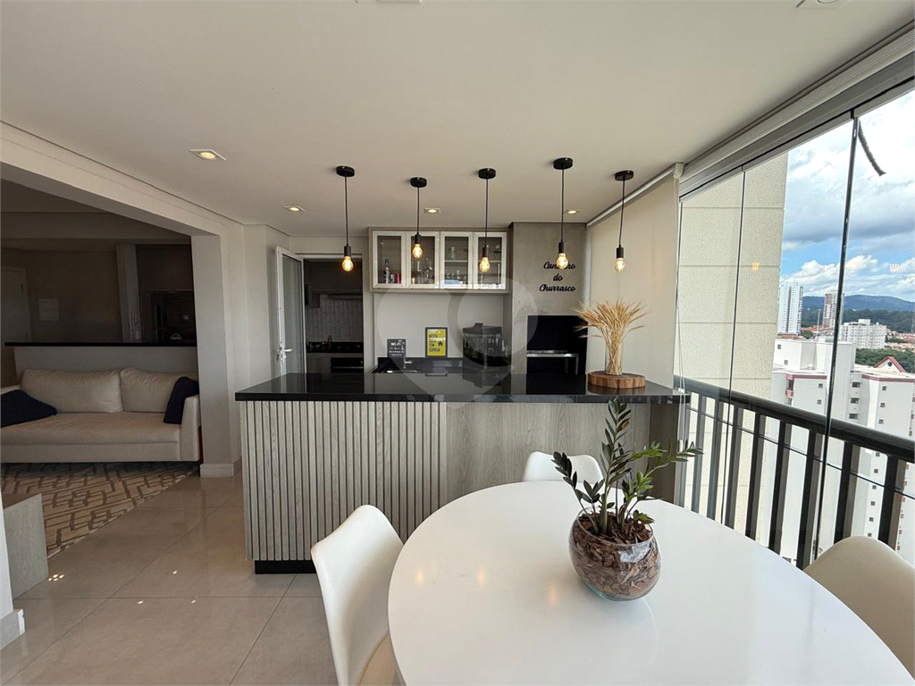 APARTAMENTO À VENDA EM SANTANA | 3 DORMITÓRIOS | VARANDA COM CHURRASQUEIRA | 2 VAGAS